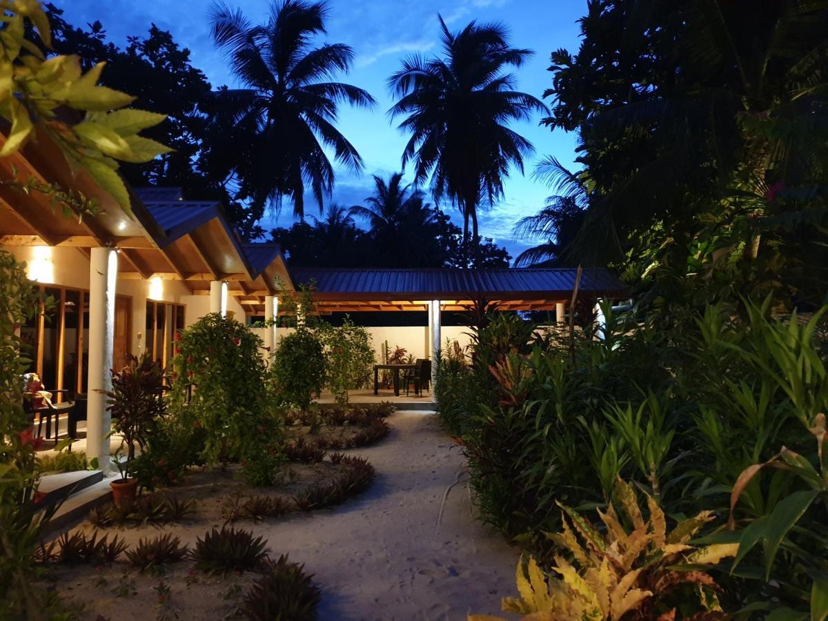 Thoddoo Beach Holiday Inn Bagian luar foto