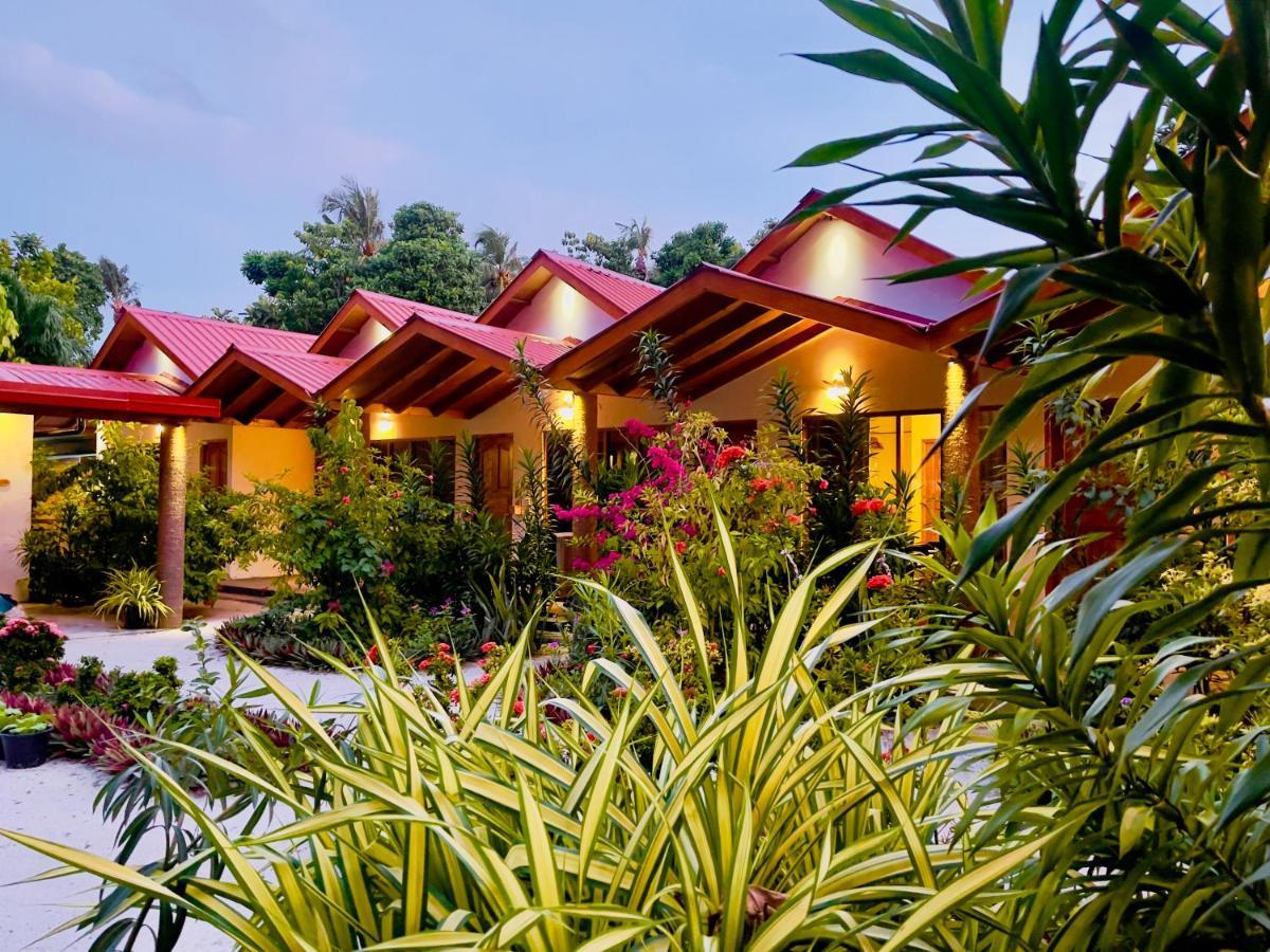 Thoddoo Beach Holiday Bagian luar foto